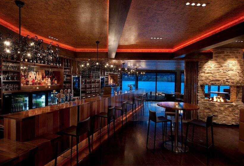 هتل Hilton Queenstown Resort & Spa