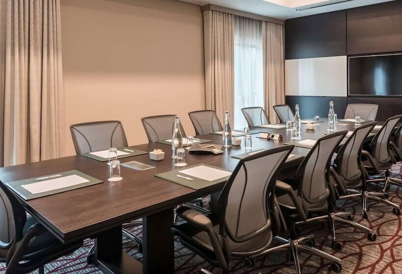 ホテル Southern Sun Sandton