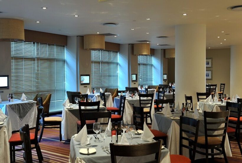 ホテル Southern Sun Sandton