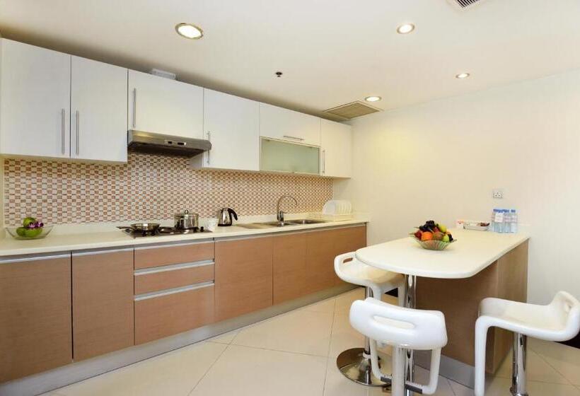 Holiday Villa Hotel & Residence City Centre Doha