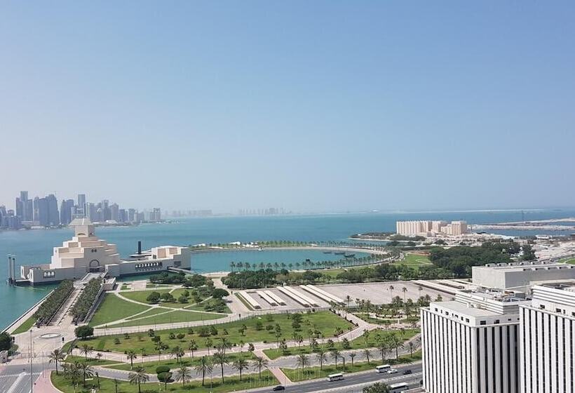 هتل Horizon Manor