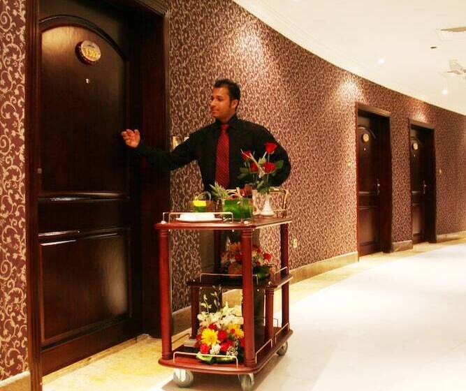 هتل Horizon Manor