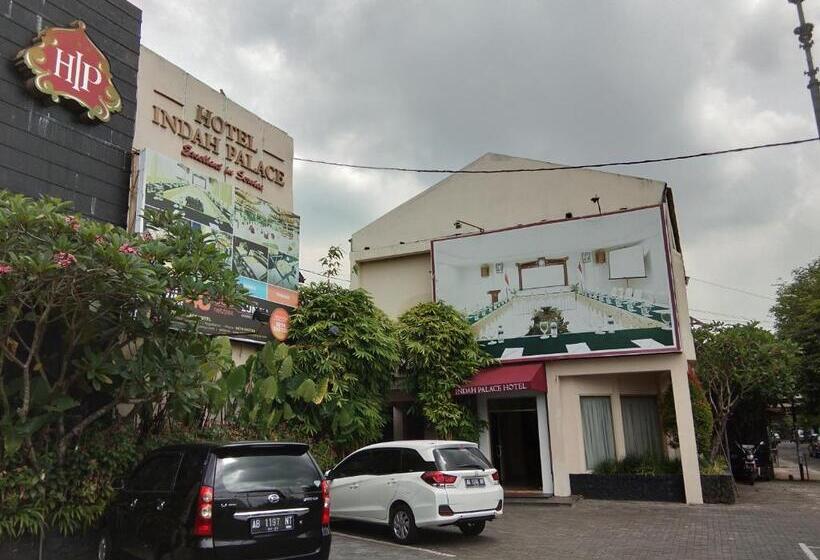 호텔 Indah Palace Yogyakarta
