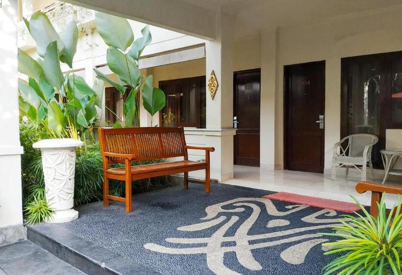 호텔 Indah Palace Yogyakarta