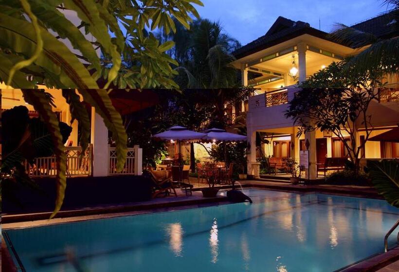 호텔 Indah Palace Yogyakarta