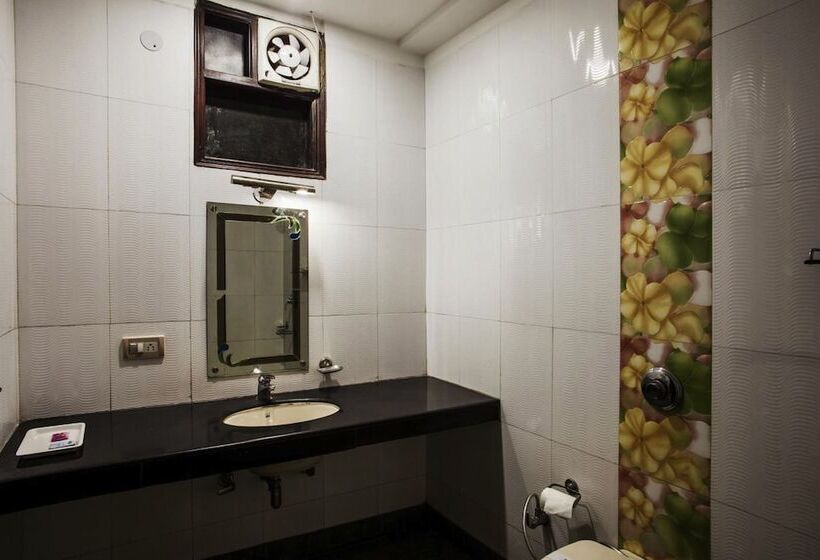 Отель Karat 87 Inn