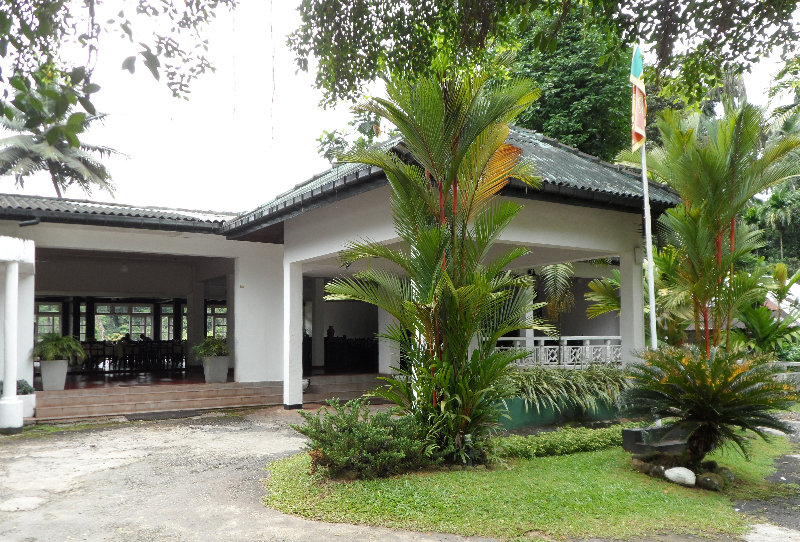 Отель Kithulgala Rest House