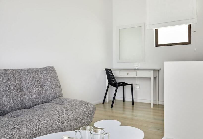 La Splendida Hotel By Newmark