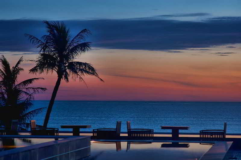 هتل Lapochine Beach Resort