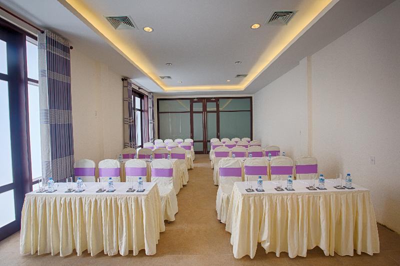 هتل Lapochine Beach Resort