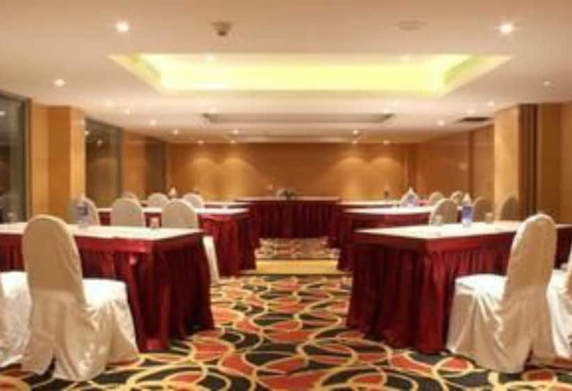 Lemon Tree Hotel Whitefield, Bengaluru