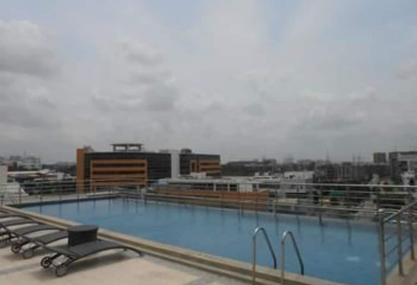 Lemon Tree Hotel Whitefield, Bengaluru