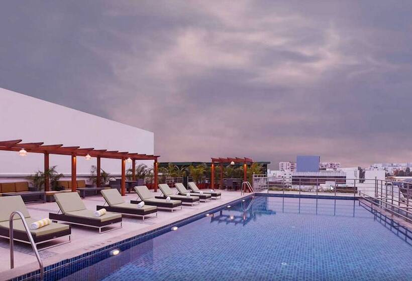 Lemon Tree Hotel Whitefield, Bengaluru