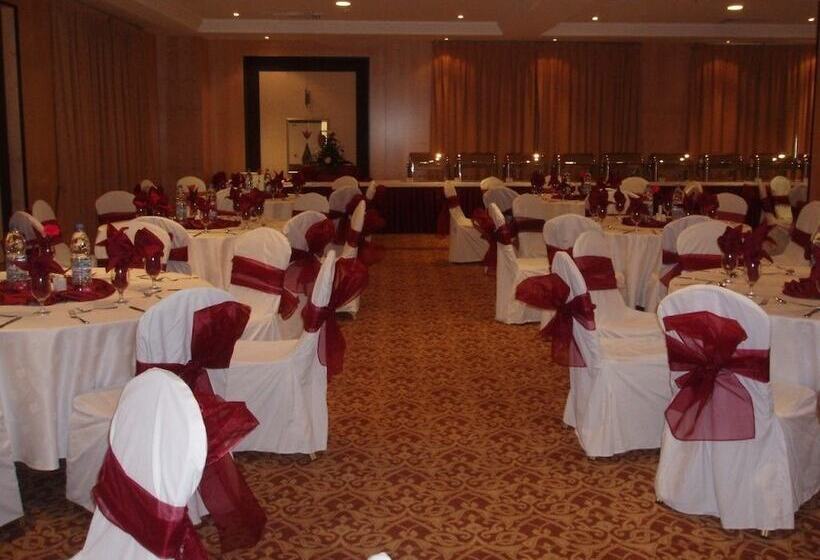 Отель London Suites