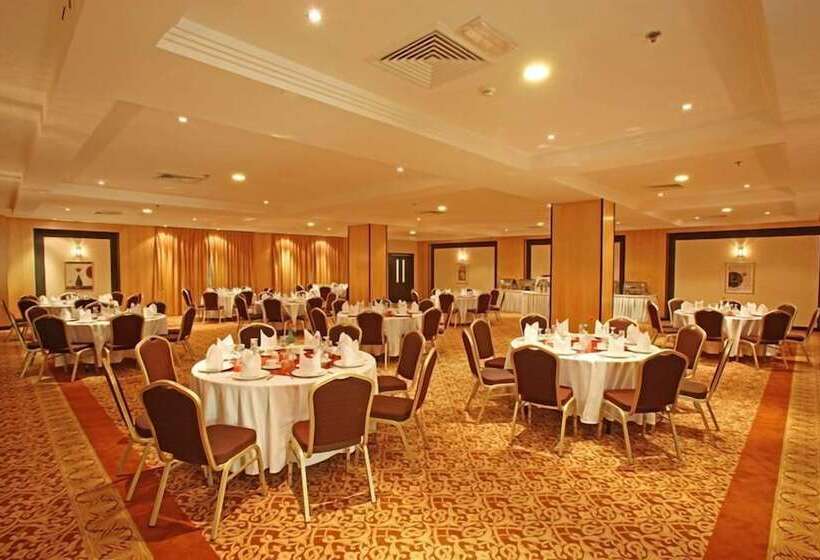 Отель London Suites