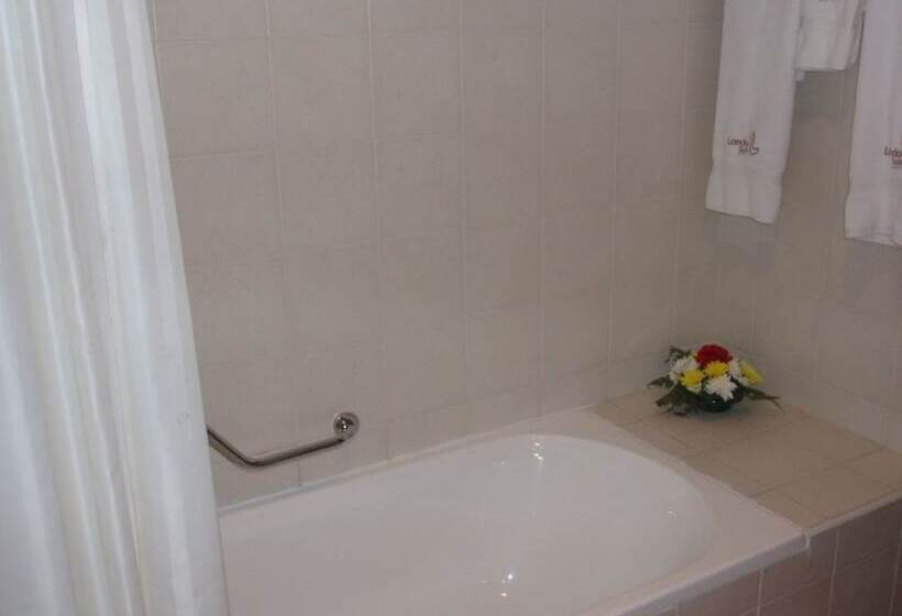 Отель London Suites