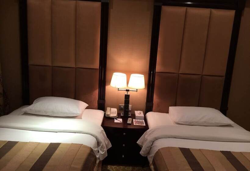 Отель London Suites