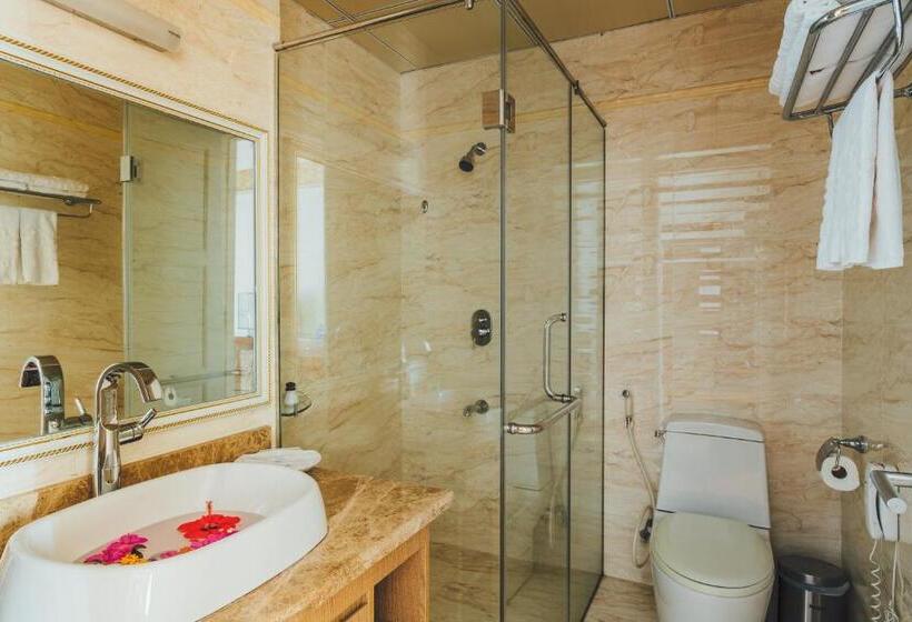 هتل Lotus Muine Resort & Spa