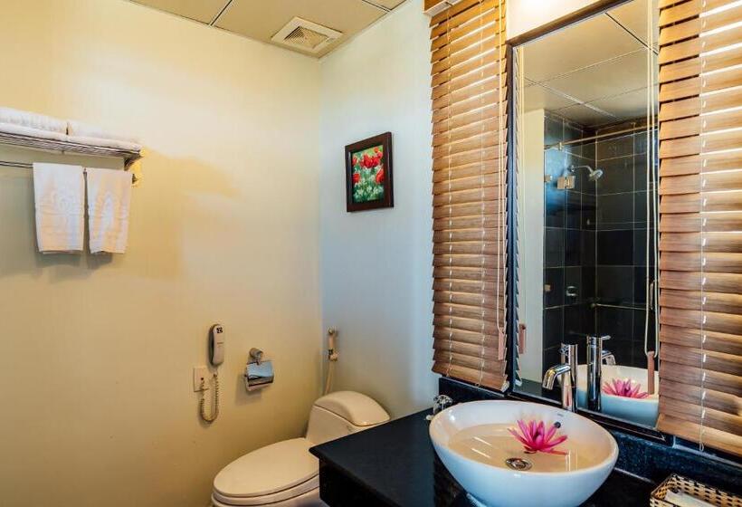 هتل Lotus Muine Resort & Spa