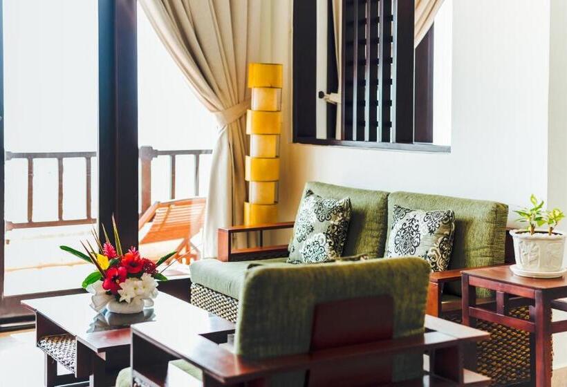 هتل Lotus Muine Resort & Spa