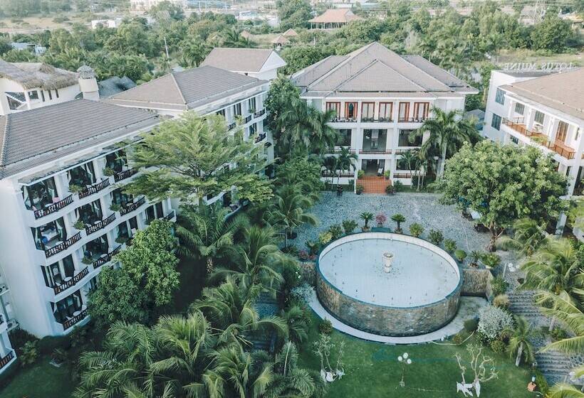 هتل Lotus Muine Resort & Spa