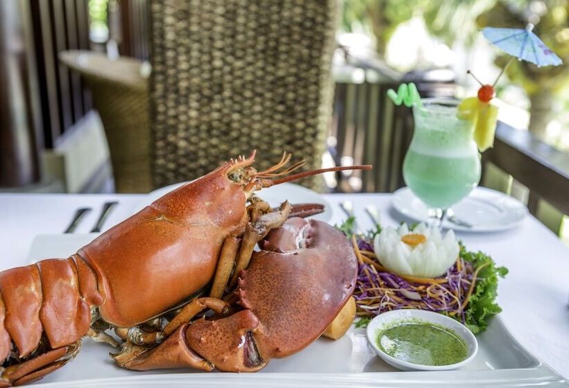 هتل Lotus Muine Resort & Spa