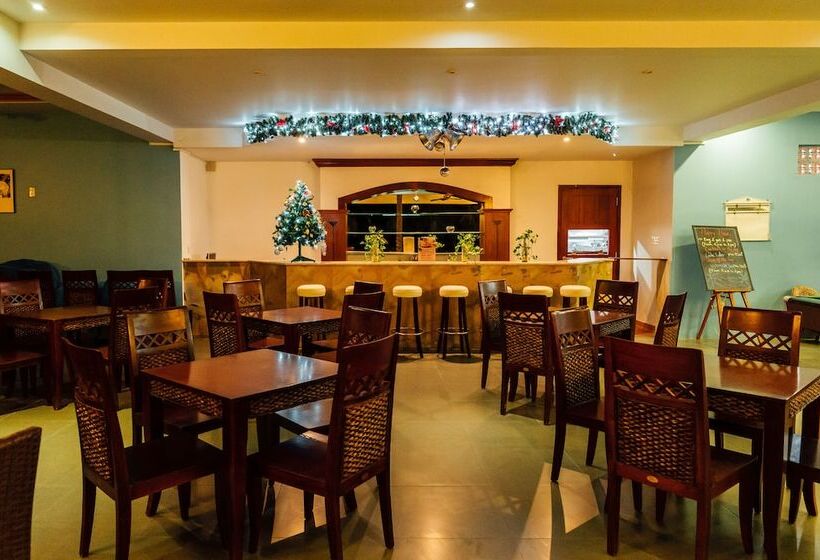 هتل Lotus Muine Resort & Spa