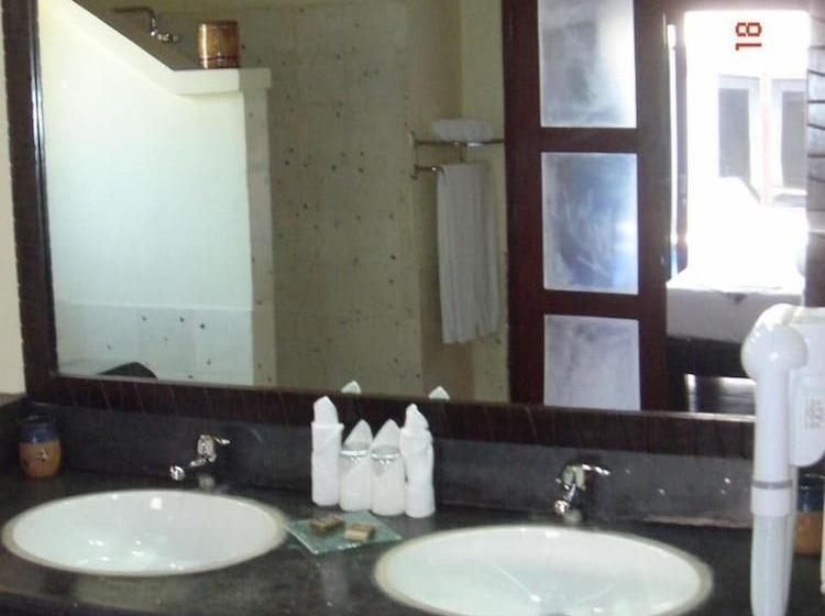 هتل Luce D Alma Resort