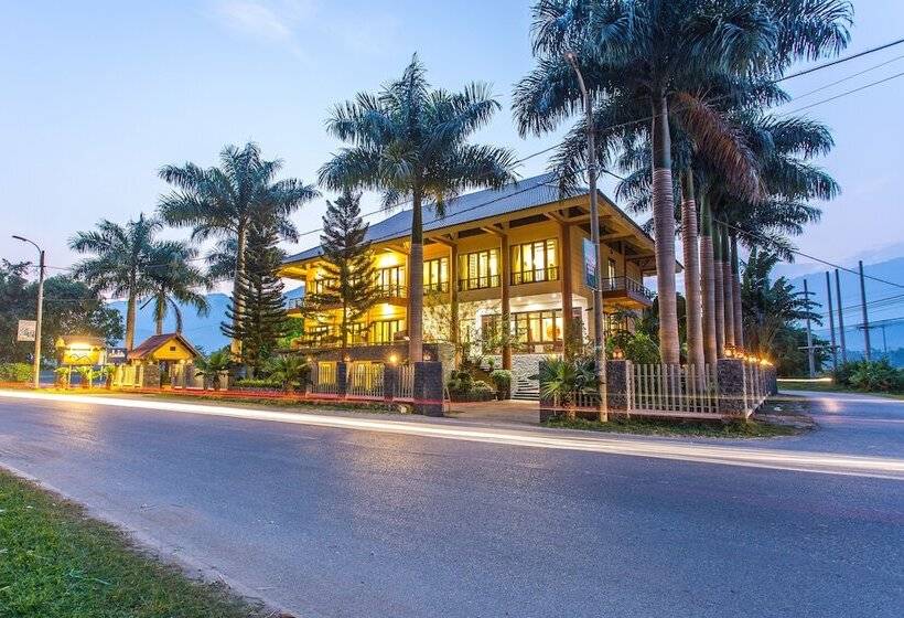 هتل Mai Chau Lodge