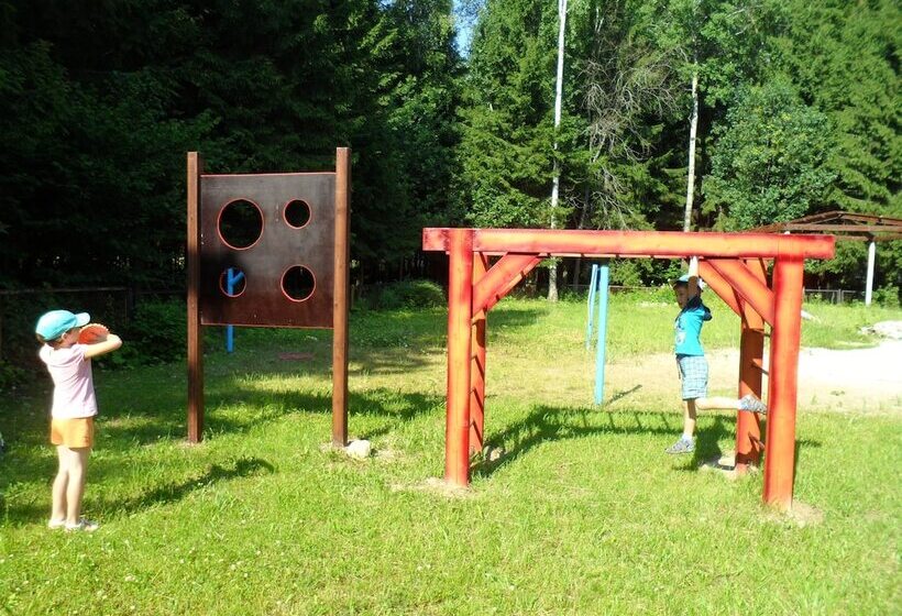 Manhattan Hotel & Restaurant