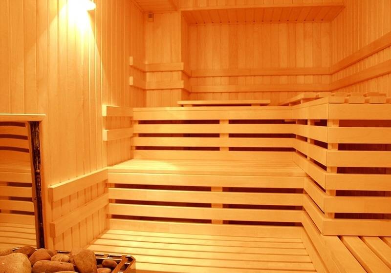 Manhattan Hotel & Restaurant