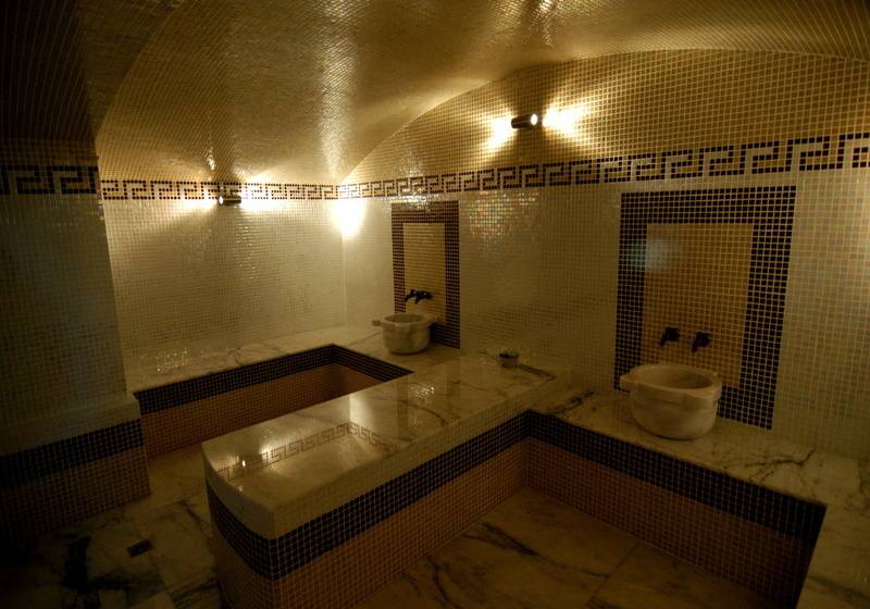 Manhattan Hotel & Restaurant