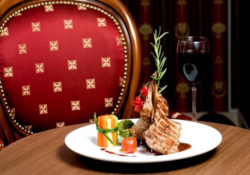 Manhattan Hotel & Restaurant