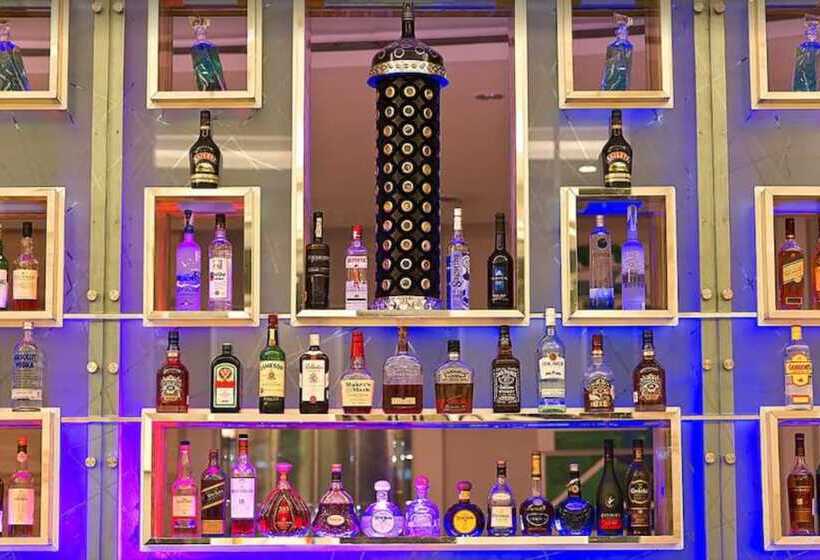 هتل Meluha The Fern