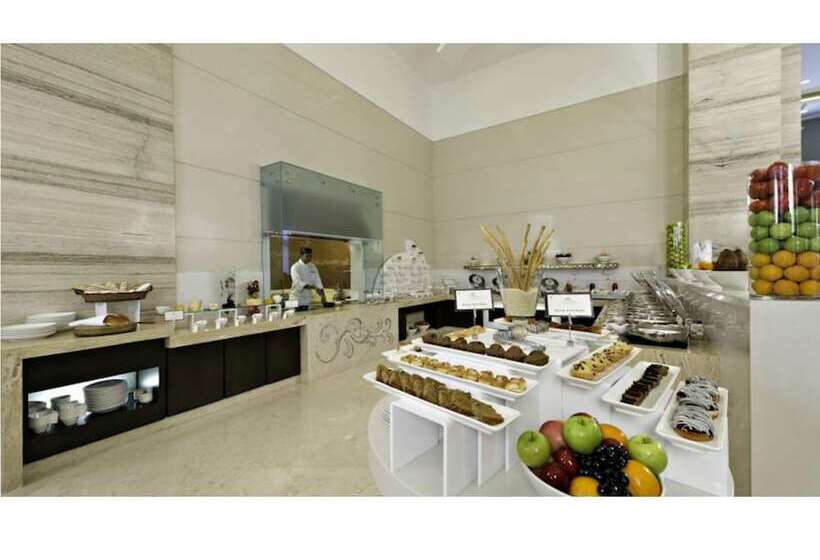 هتل Meluha The Fern