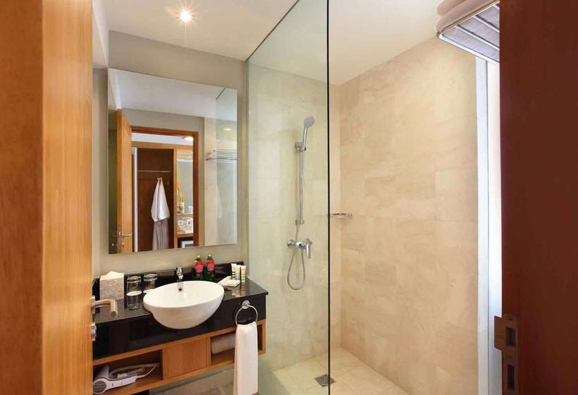 Отель Mercure Bali Harvestland Kuta