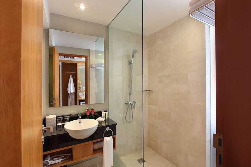 Отель Mercure Bali Harvestland Kuta