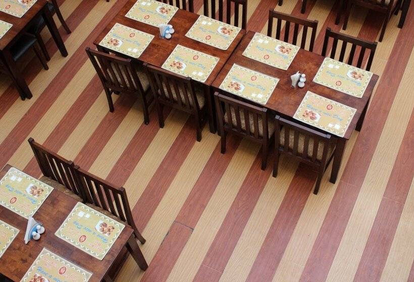 Отель Mount Royal