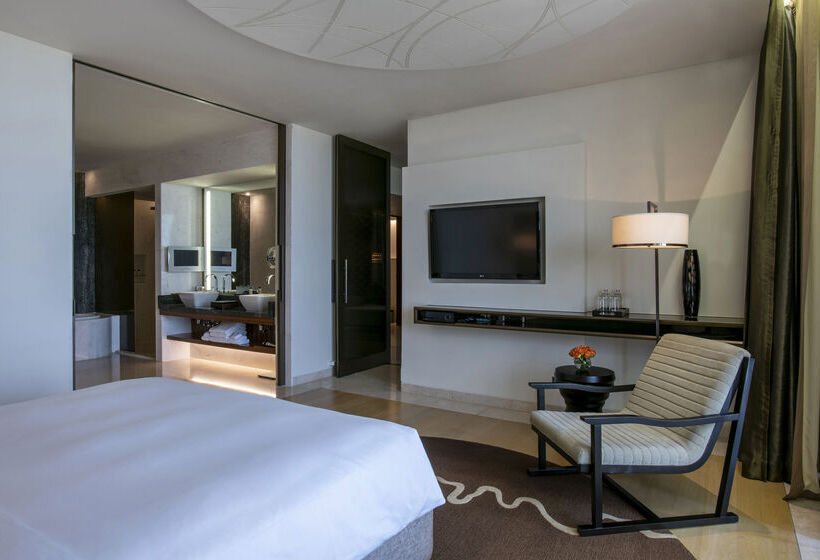 Park Hyatt Abu Dhabi Hotel And Villas