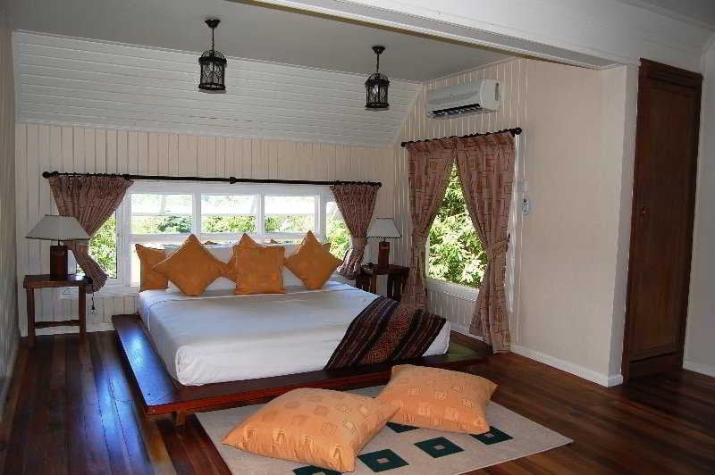 Otel Poring Hot Springs & Nature Reserve