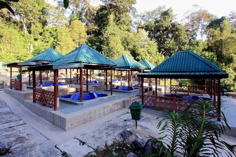 Otel Poring Hot Springs & Nature Reserve