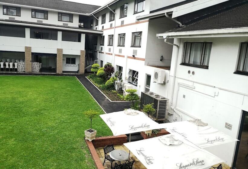 בית מלון כפרי Premier Splendid Inn Pinetown