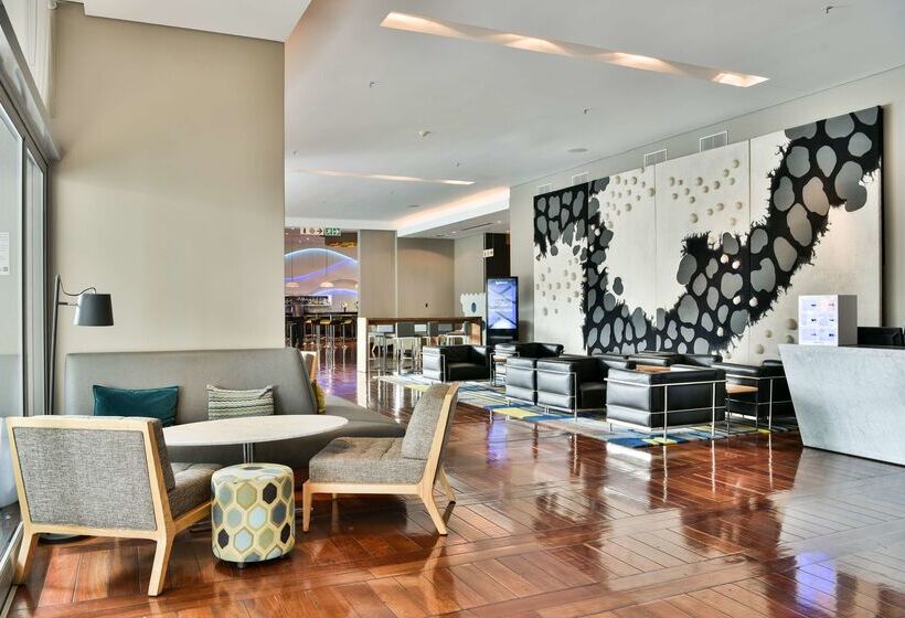 Radisson Blu Gautrain Hotel, Sandton Johannesburg