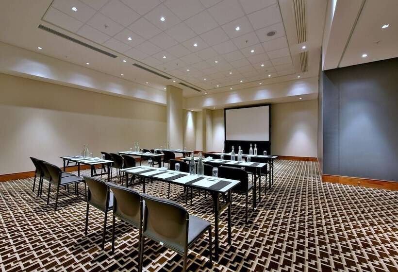 Radisson Blu Gautrain Hotel, Sandton Johannesburg