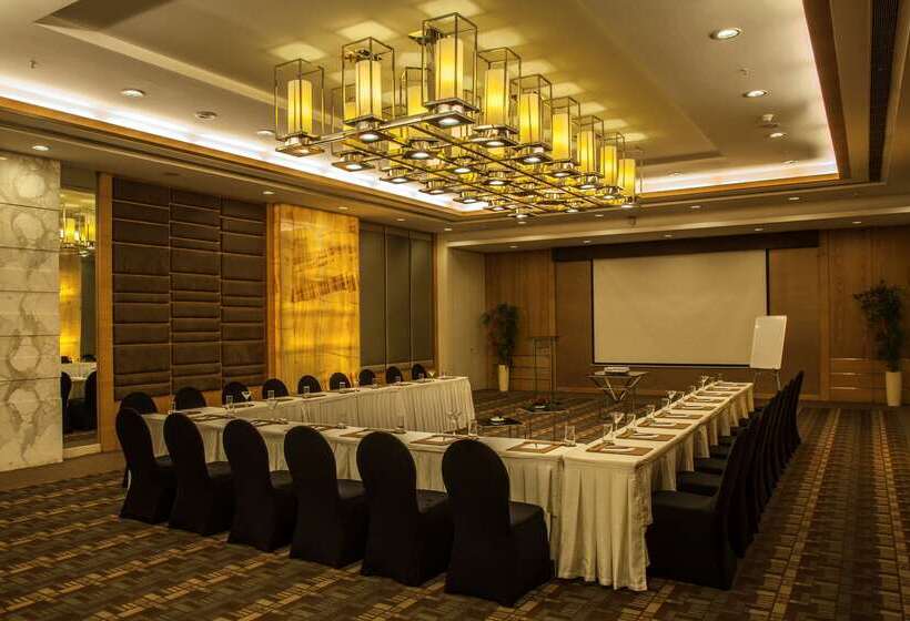 Radisson Blu Hotel Pune Kharadi