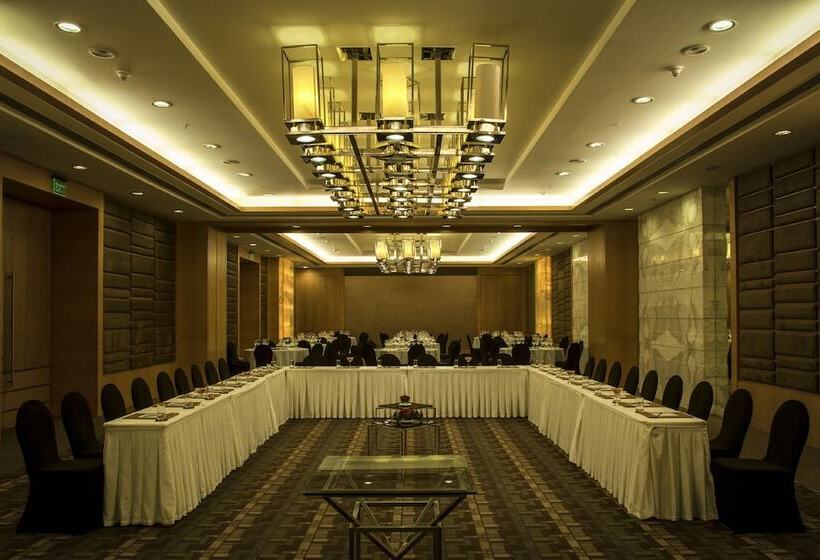 Radisson Blu Hotel Pune Kharadi