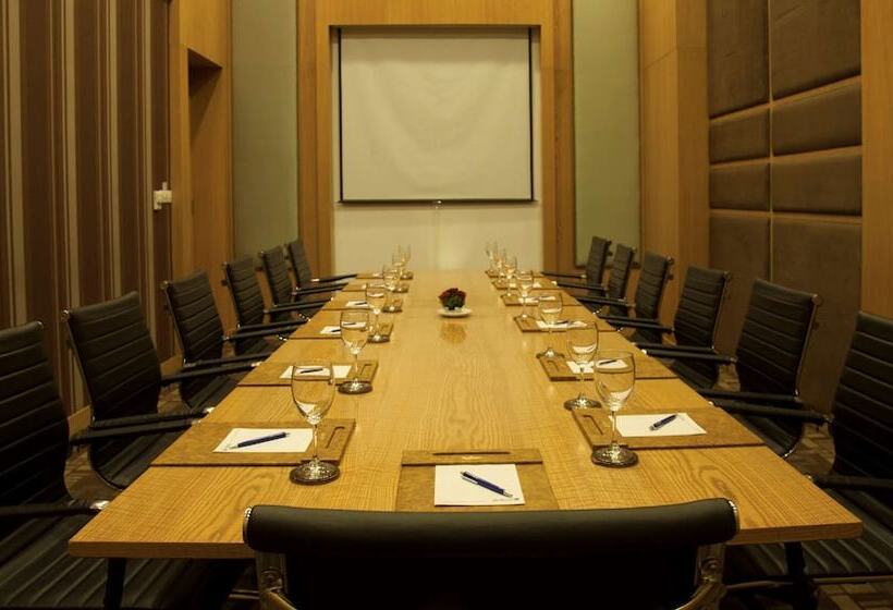 Radisson Blu Hotel Pune Kharadi