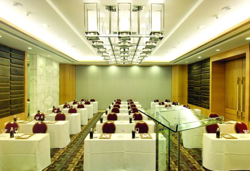 Radisson Blu Hotel Pune Kharadi