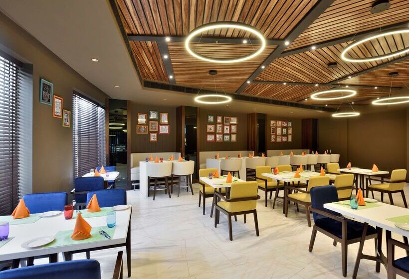 Отель Radisson Gurugram Udyog Vihar