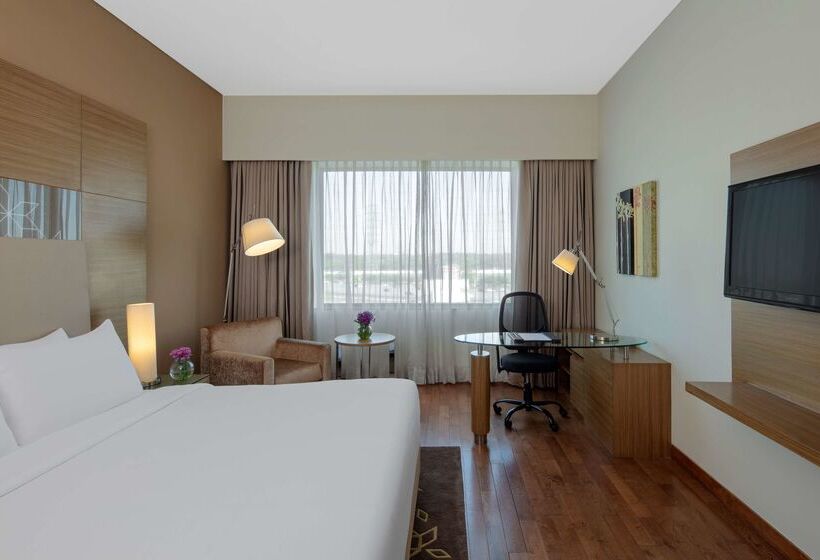 Отель Radisson Gurugram Udyog Vihar